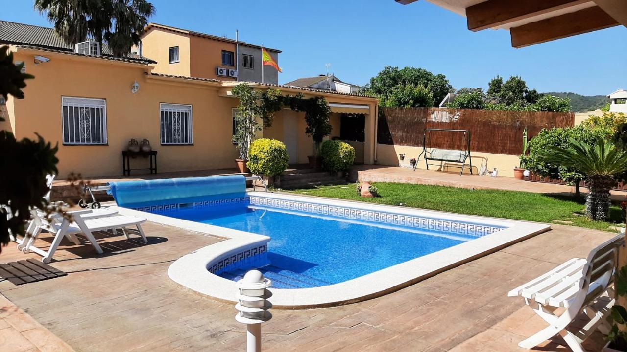Chalet Vacacional Con Piscina Privada Y Barbacoa Tarragone Extérieur photo