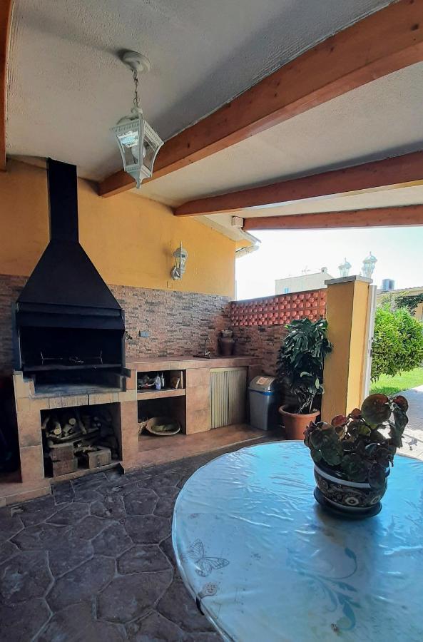 Chalet Vacacional Con Piscina Privada Y Barbacoa Tarragone Extérieur photo